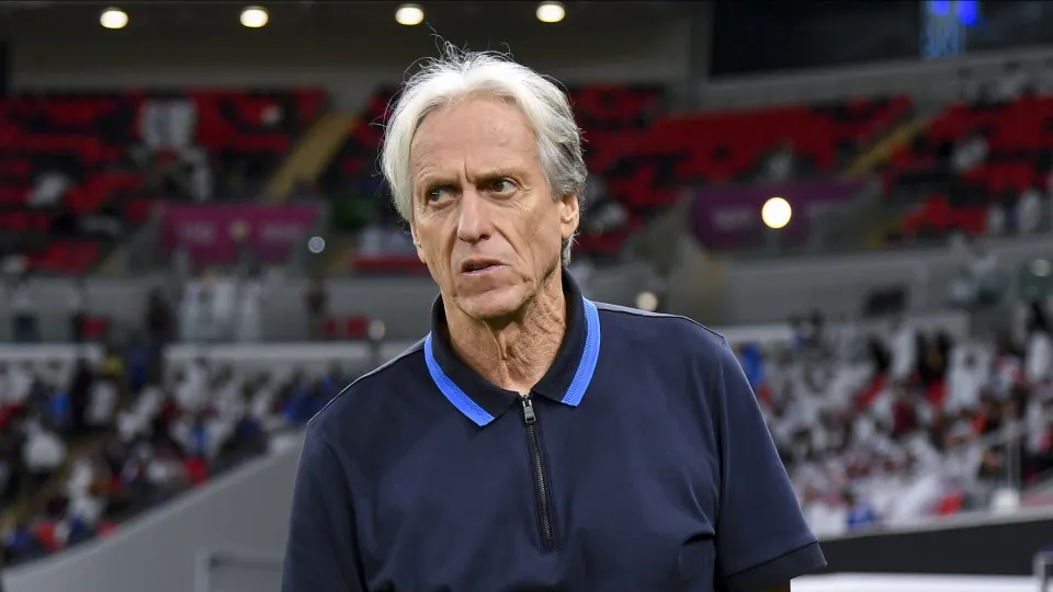 CBF vetou Jorge Jesus após conversa com pai de Neymar; diz site